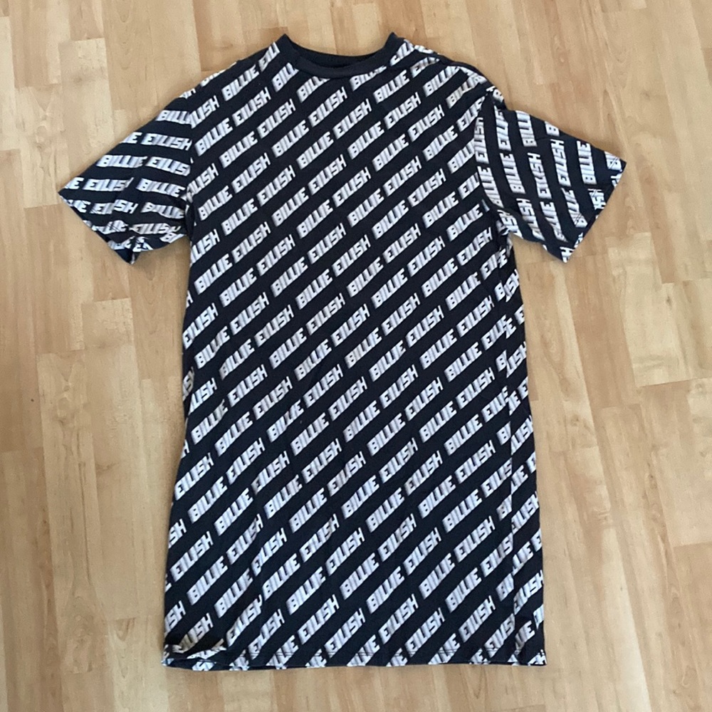 Billie Eilish extra small shirt long